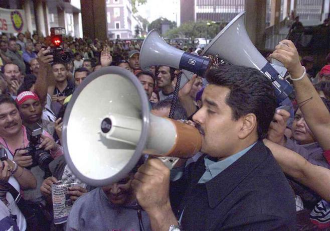 Ницолас Мадуро 2004. године