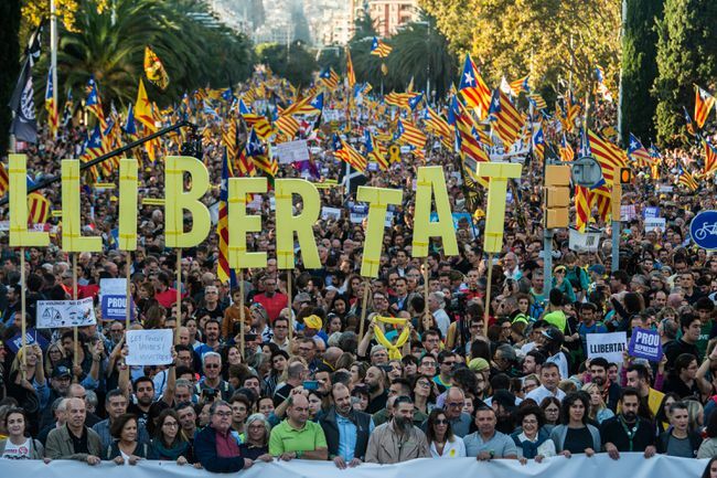 Каталонски сепаратистички демонстранти протестују против полицијске тактике