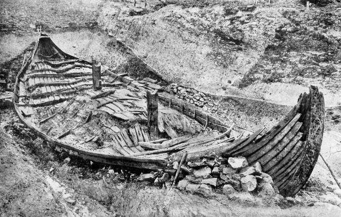 Викиншки брод у Осебергу под ископом, ца. 1904-1905