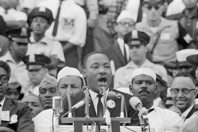 Доктор Мартин Лутхер Кинг, млађи, одржао је свој чувени говор „Имам сан“ испред Линколновог меморијала током Марша слободе у Вашингтону 1963. године.