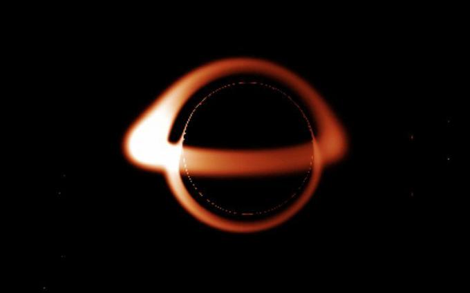 Модел црне рупе умањен за околни диск материјала.