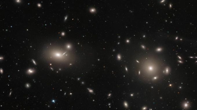 Кластер галаксија Кома има једну галаксију са најмасивнијом црном рупом икад откривеном.