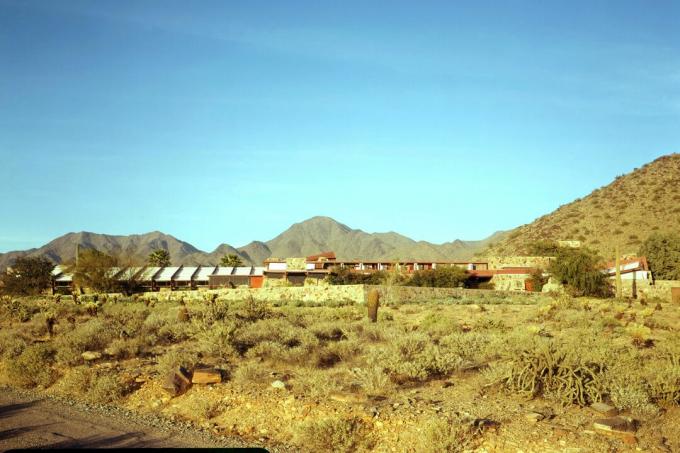 Талиесин Вест, распрострањена, органска архитектура Франк Ллоид Вригхт-а на Схеа Роад-у у Сцоттсдале-у, Аризона