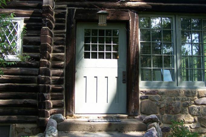 Детаљ о вратима занатских фарми обртника, кућа Густава Стицклеија 1908-1917, у Моррис Плаинсу, Нев Јерсеи